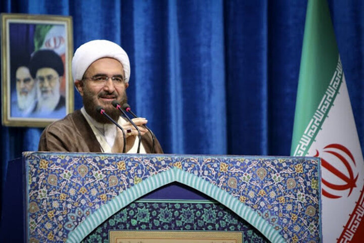 Senior cleric hails key role of late President Raeisi admin.