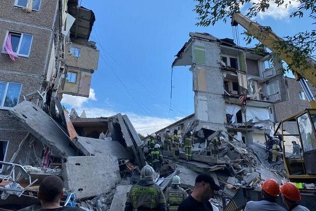 ۱۰ کشته بر اثر ریزش ساختمان در روسیه