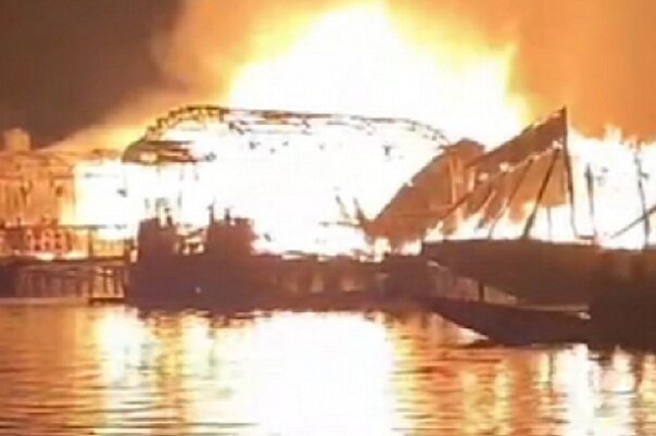 ۵ کشته در پی آتش سوزی قایق در برزیل