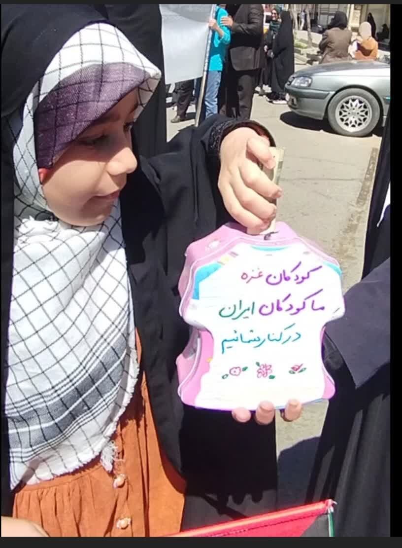 وقتی مادران قیام میکنند/ مواسات مادرانه در ملایر