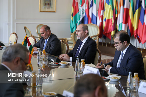 
Iranian. Jordanian FMs meeting in Tehran