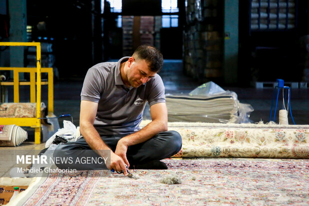 Makine halısı fabrikası