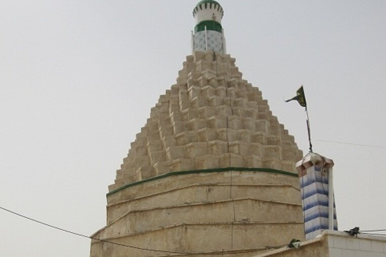 مرمت و سامان‌دهی امام‌زاده زین‌العابدین در دشتی آغاز شد