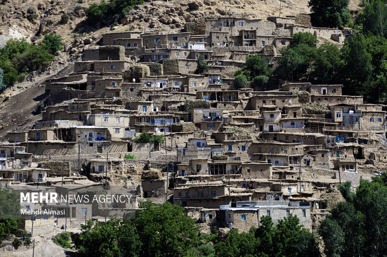 Quzlu; historical stepped village in Zanjan