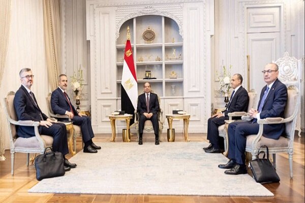 Fidan Mısır'da Sisi ile görüştü Fidan Mısır'da Sisi ile görüştü