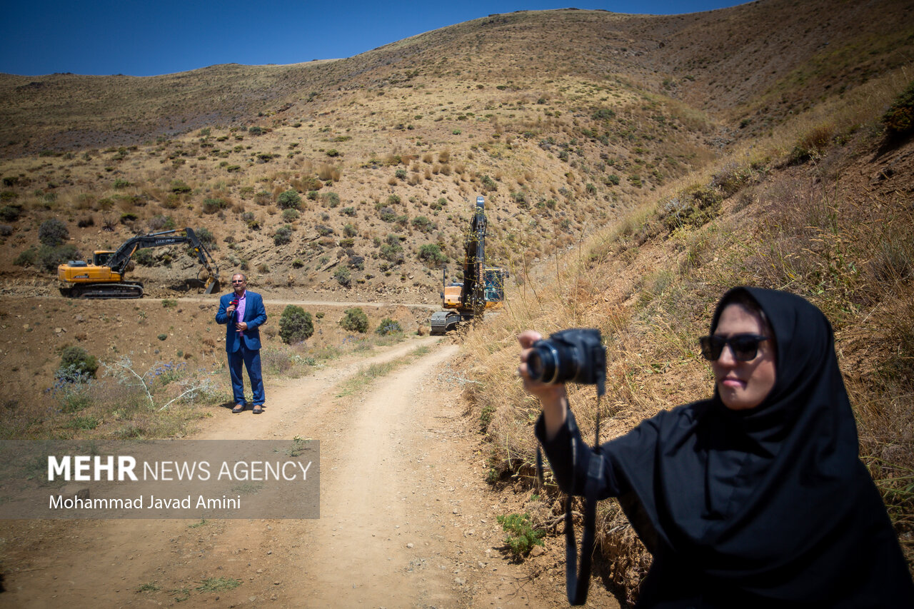 تور رسانه‌ای از پروژه گازرسانی به روستاهای صعب‌العبور الموت شرقی