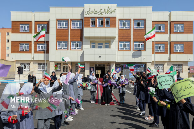 اجرای آئین نامه بهداشت محیط در مدارس همدان