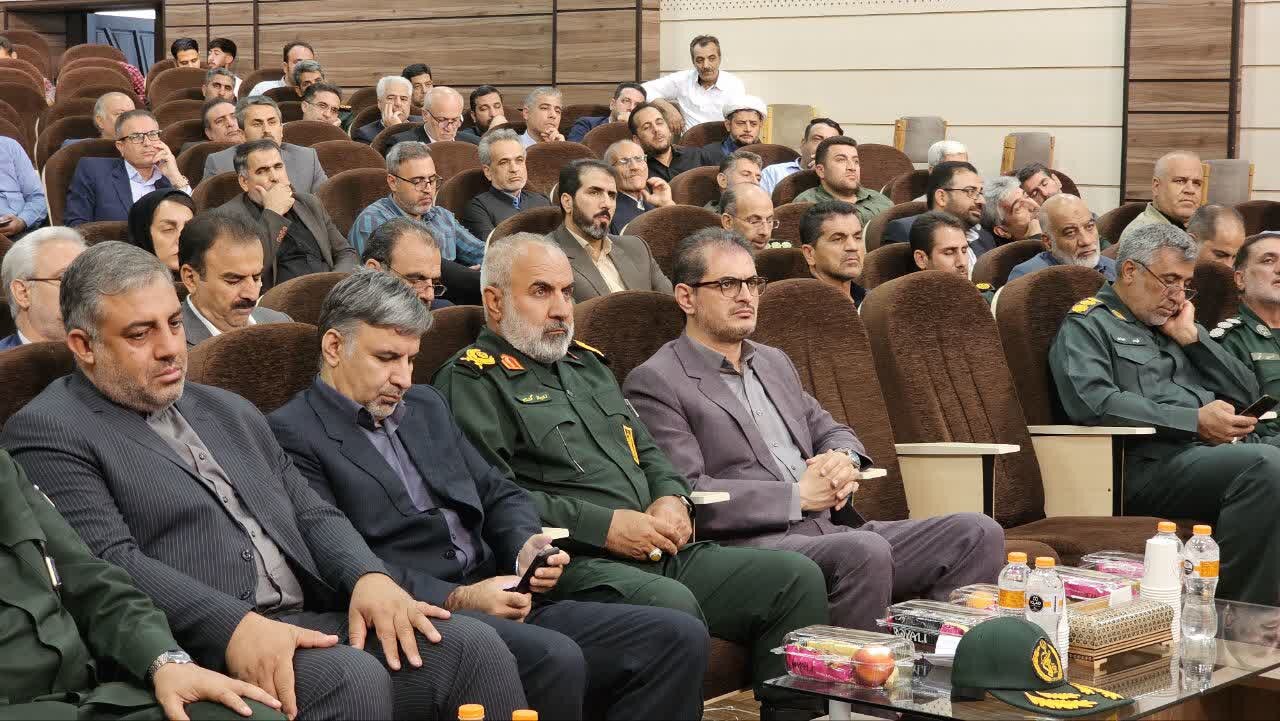 خادمان و دست اندرکاران راهیان نور کردستان تجلیل شدند