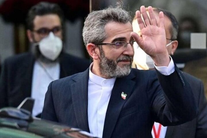 Top Iranian diplomat departs for Saudi Arabia