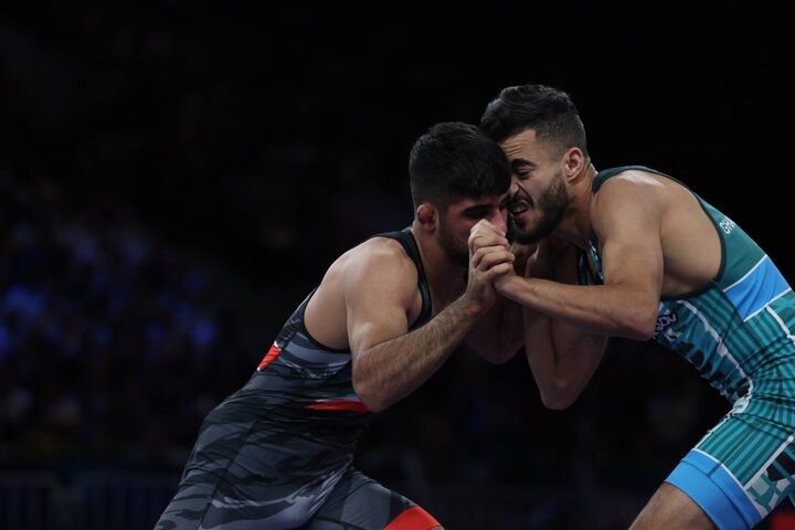 VIDEO: Iranian wrestler beats Cuba's Sanchez in 2024 Olympics