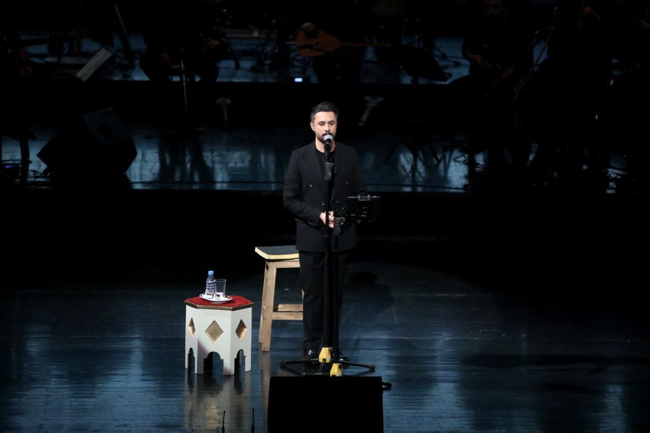 راغب در تالار وحدت سنگ تمام گذاشت/ این نوحههای پایان ناپذیر!