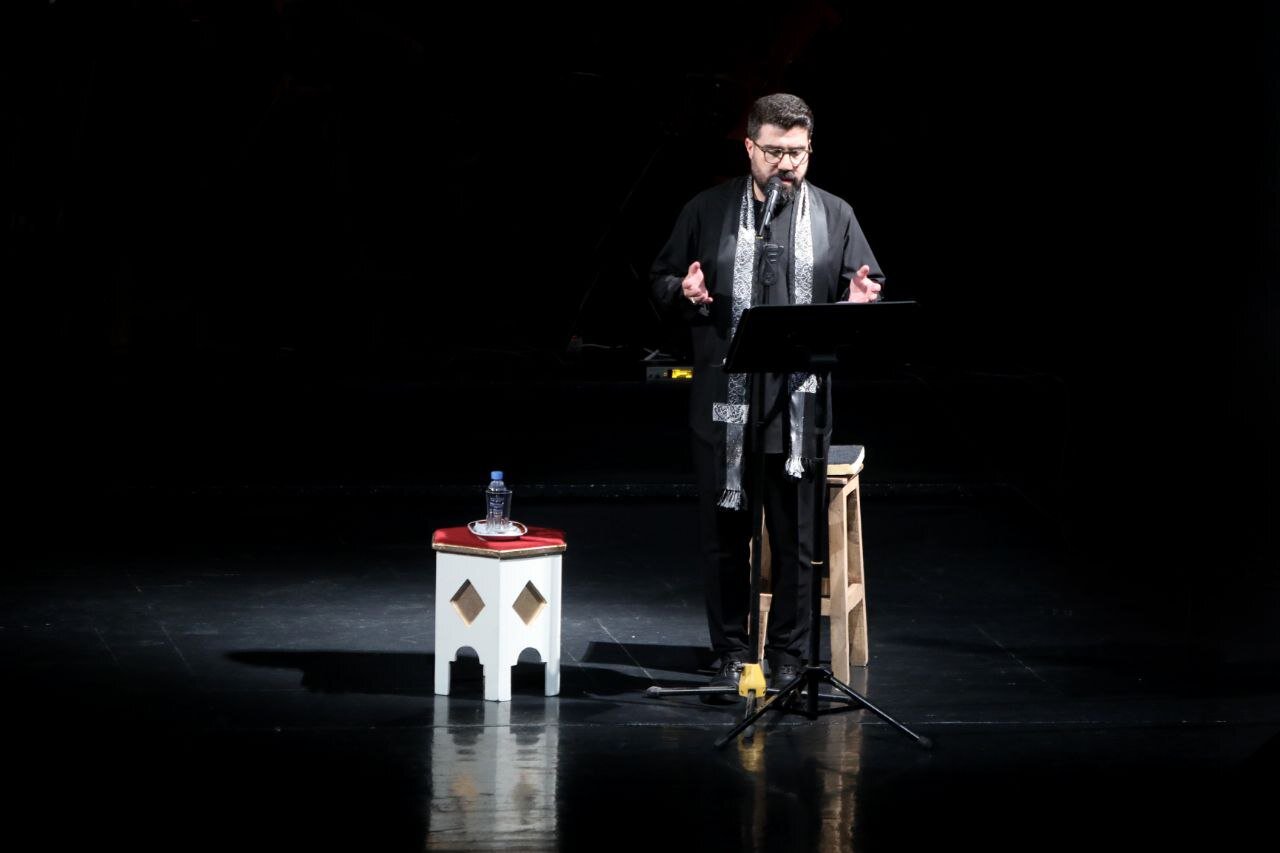 راغب در تالار وحدت سنگ تمام گذاشت/ این نوحههای پایان ناپذیر!