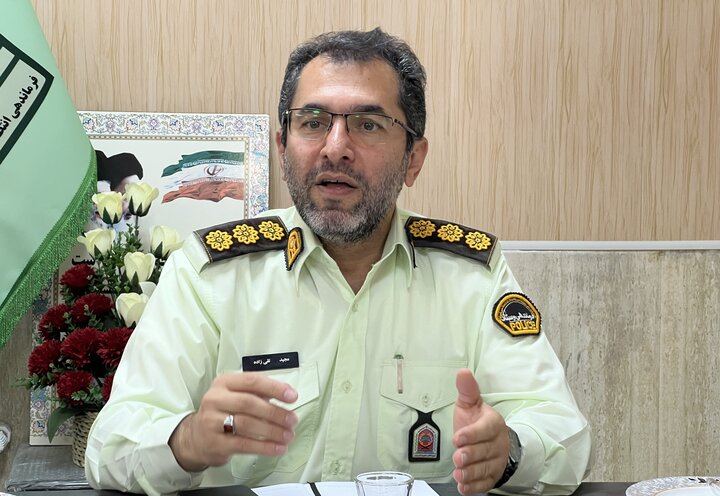 سرهنگ تقی زاده: سارقان مسلح یک آرایشگاه زنانه در فومن دستگیر شدند سرهنگ تقی زاده: سارقان مسلح یک آرایشگاه زنانه در فومن دستگیر شدند