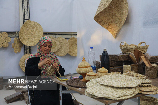 چهاردهمین نمایشگاه ملی صنایع دستی و هنرهای سنتی اردبیل
