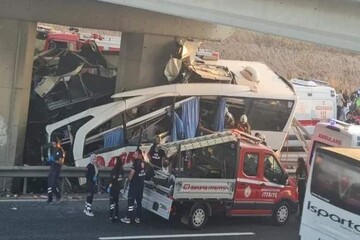 Turkey bus crash kills 9, injures 26