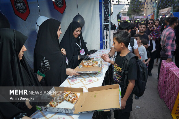 "Like Arbaeen" event in Shiraz