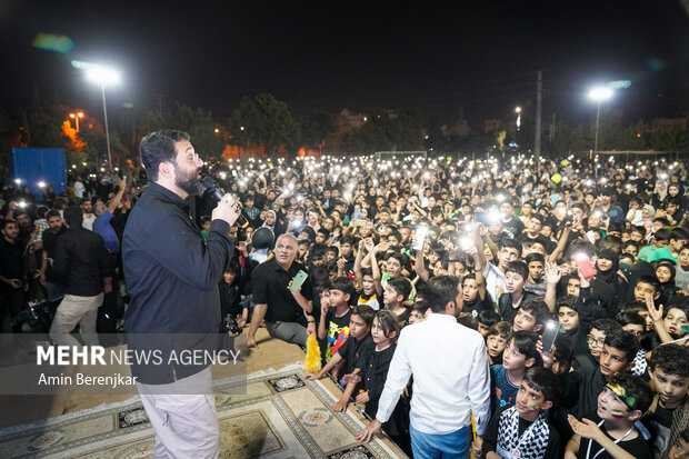 "Like Arbaeen" event in Shiraz