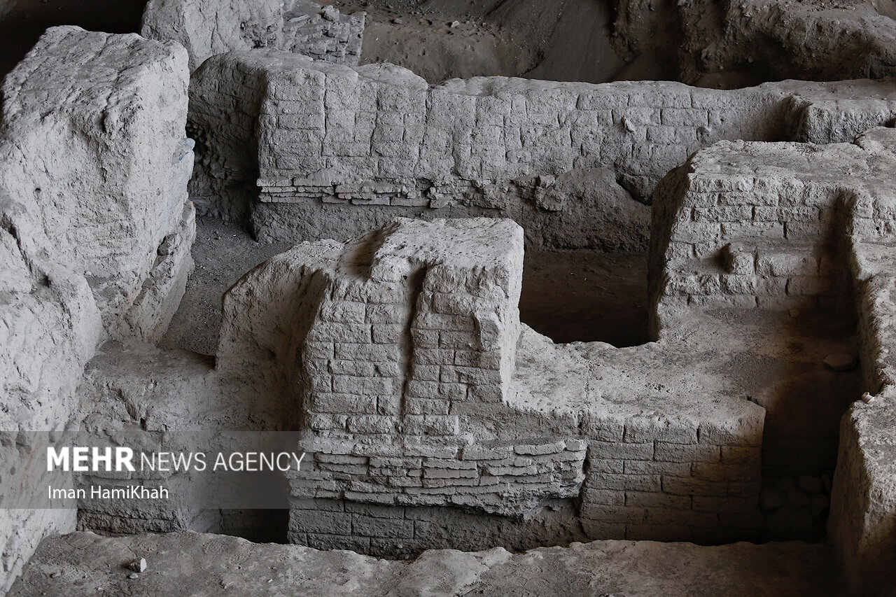 سایه روشنهای ثبت جهانی «هگمتانه»