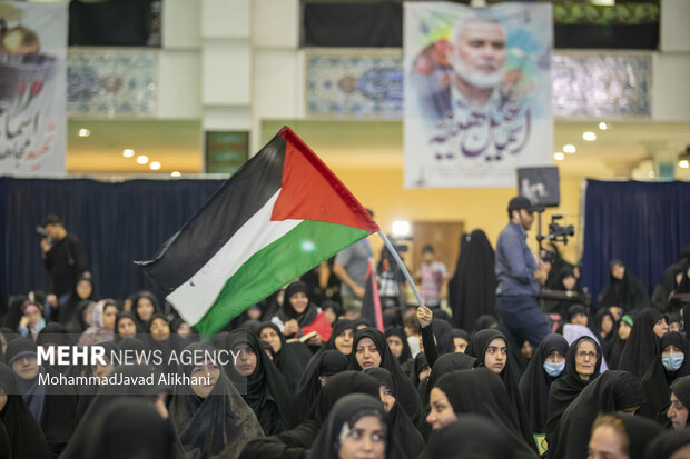 مراسم بزرگداشت شهید اسماعیل هنیه از سوی جامعه قرآنی برگزار شد