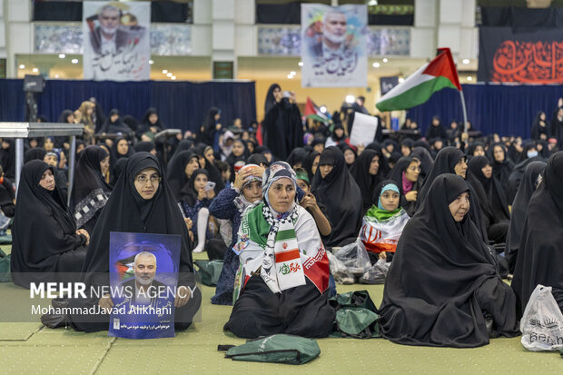 مراسم بزرگداشت شهید اسماعیل هنیه در مصلای تهران