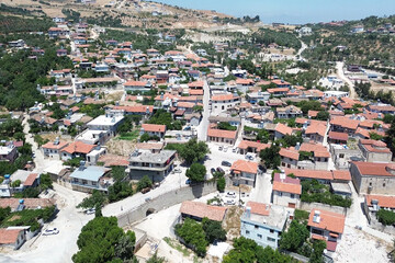 Hatay'da deprem sonrası 800 nüfuslu mahalle 8 bin kişilik oldu