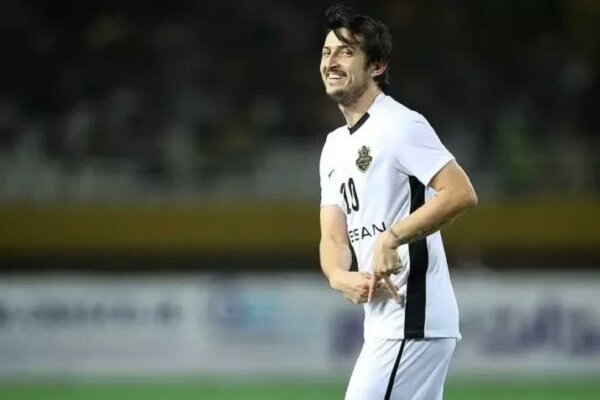 سردار گل زد، شباب الاهلی پیروز شد / VAR مانع از دبل آزمون