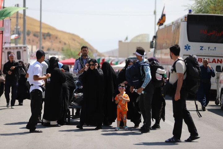 Erbain ziyaretçilerinin Temerçin Kapısı'ndan Irak'a geçişi sürüyor