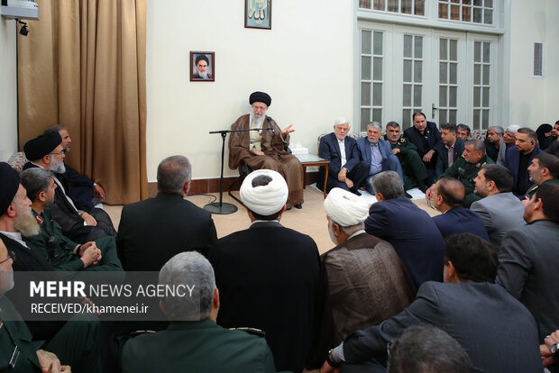 دیدار دست‌اندرکاران کنگره ملی شهدای استان کهگیلویه و بویر احمد با رهبر معظم انقلاب اسلامی