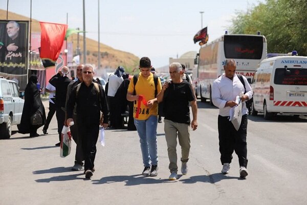 اتوبوس رایگان تردد زائران از ارومیه به تمرچین راه اندازی شد