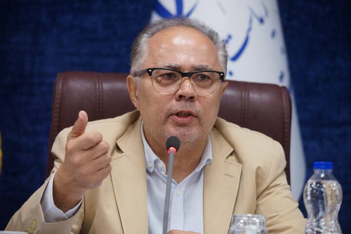 اظهارات معاون پارلمانی رئیس جمهور در خصوص احیای زاینده رود اظهارات معاون پارلمانی رئیس جمهور در خصوص احیای زاینده رود