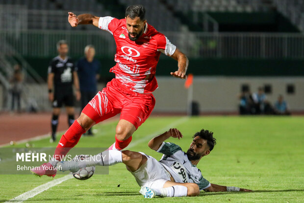 لیگ برتر فوتبال - پرسپولیس و ذوب آهن