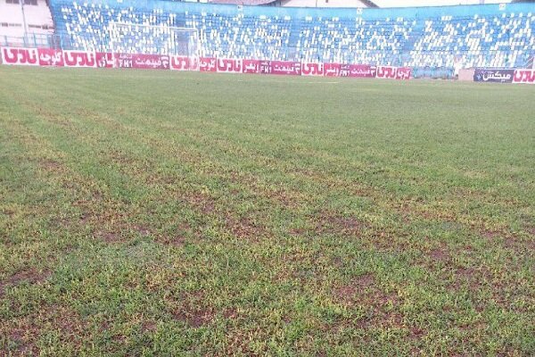 چهار تیم مدعی قهرمانی لیگ برتر هستند/ وضعیت ورزشگاهها فاجعه است