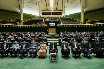 پرونده بررسی صلاحیت وزرا در صحن مجلس بسته شد/ جلسه بعدی مجلس؛ ۲۵ شهریور ماه