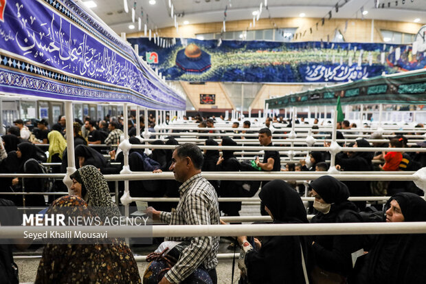 VIDEO: Arbaeen pilgrims at Shalamcheh border crossing