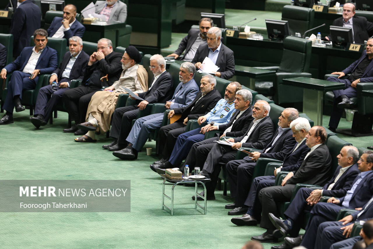 Iran Parl. reviewing proposed ministers' qualifications