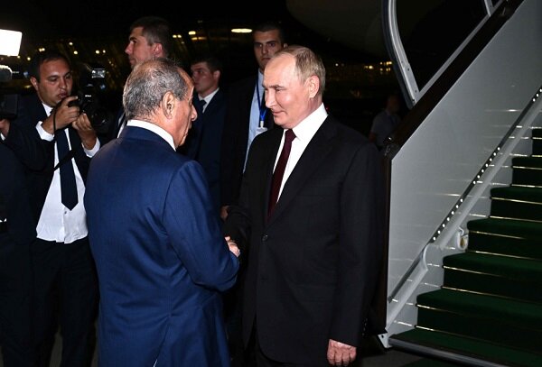 Rusya lideri Putin Bakü'de Rusya lideri Putin Bakü'de