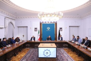 مجمع نمایندگان استان مرکزی با رییس جمهور دیدار کردند