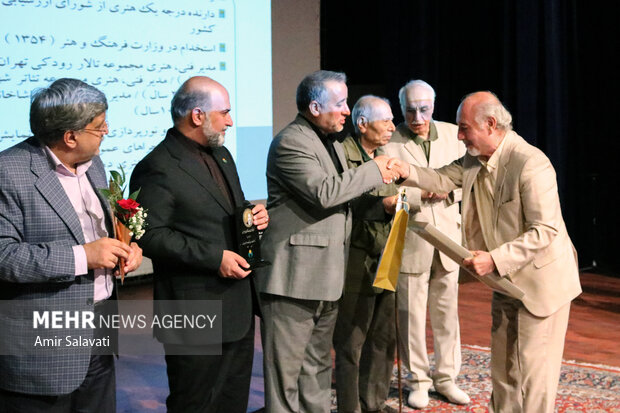 آیین نکوداشت نامداران فرهنگ و هنر سمنان