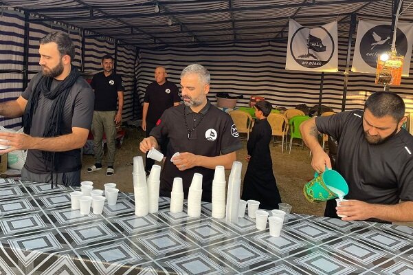 Türk çadırları Erbain ziyaretçilerine hizmet vermeye devam ediyor Türk çadırları Erbain ziyaretçilerine hizmet vermeye devam ediyor