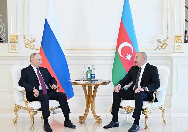 Putin-Aliyev görüşmesi başladı