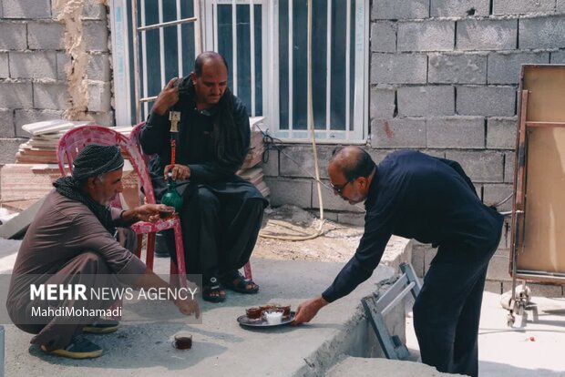 پذیرایی از زائران افعانستانی و پاکستانی در شهر بندرعباس