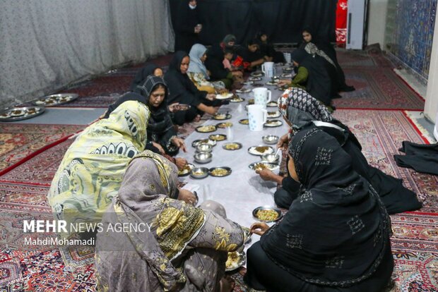 پذیرایی از زائران افغانستانی و پاکستانی در شهر بندرعباس