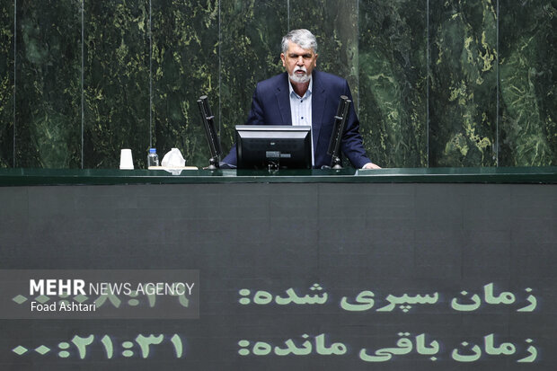 وزیر پیشنهادی فرهنگ و ارشاد برنامههای خود را مطرح کرد