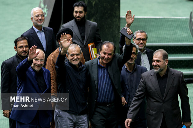 Manifest of national unity, convergence in Iranian parliament