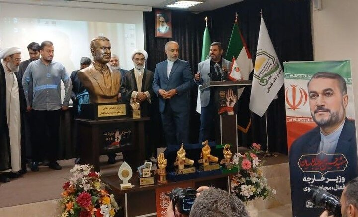 Iran’s SDPN unveils bust of late FM Amirabdollahian(+VIDEO)