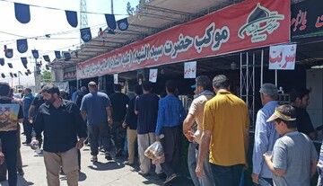 خدمت رسانی و پذیرایی موکب سیدالشهداء در کنگاور به زائران اربعین