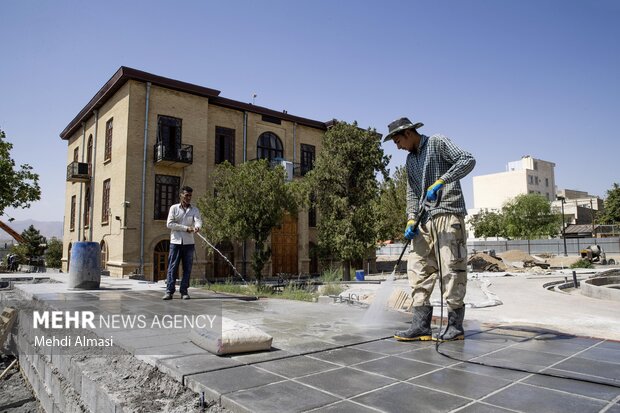 مرمت محوطه تاریخی سبزه میدان زنجان