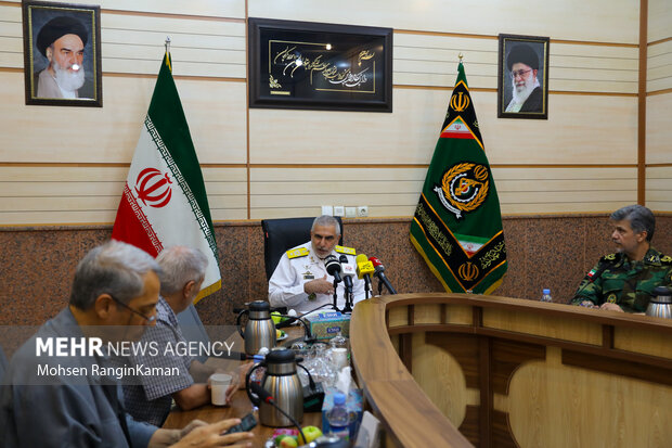 نشست خبری معاون هماهنگکننده وزارت دفاع و پشتیبانی نیروهای مسلح 10