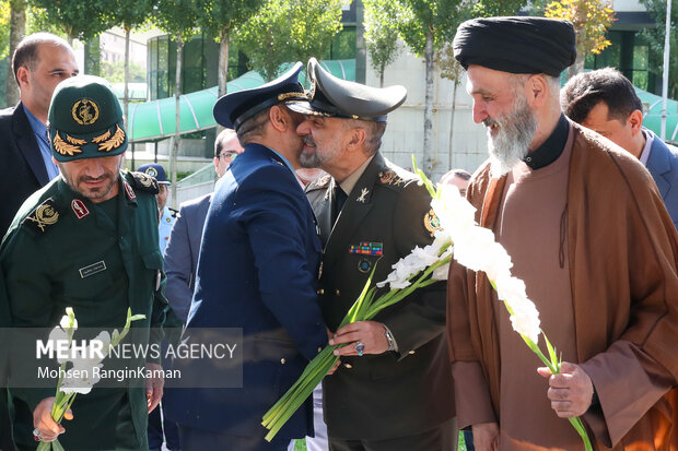 حضور امیر سرتیپ نصیرزاده در وزارت دفاع و پشتیبانی نیروهای مسلح