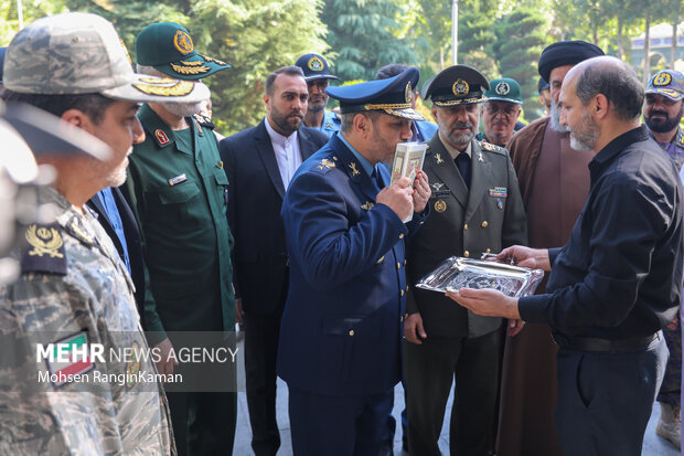 حضور امیر سرتیپ نصیرزاده در وزارت دفاع و پشتیبانی نیروهای مسلح